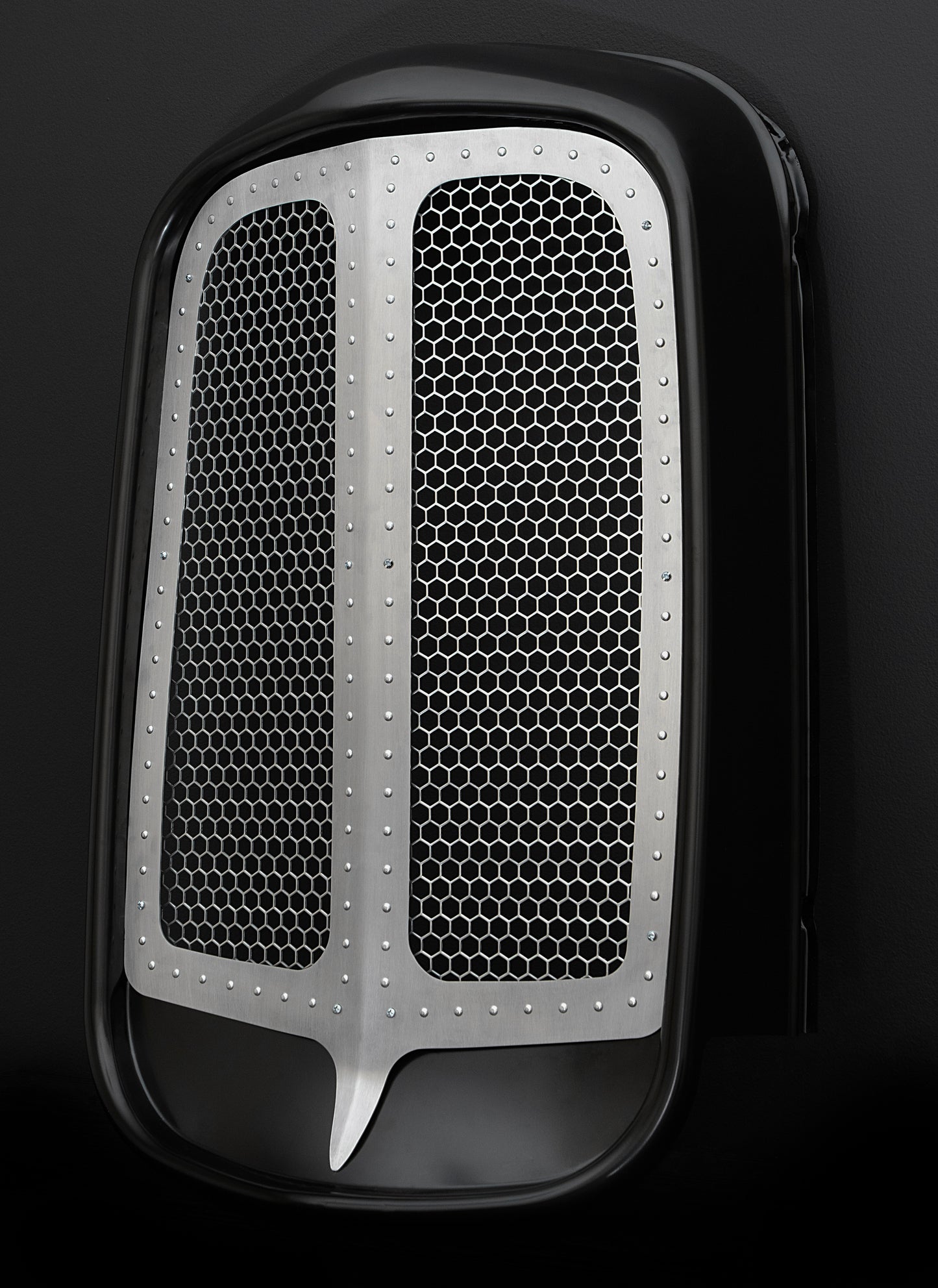 1932 Ford (Shorty) Silver Grille Shell Frame + Silver Hex Mesh + Silver Rivets