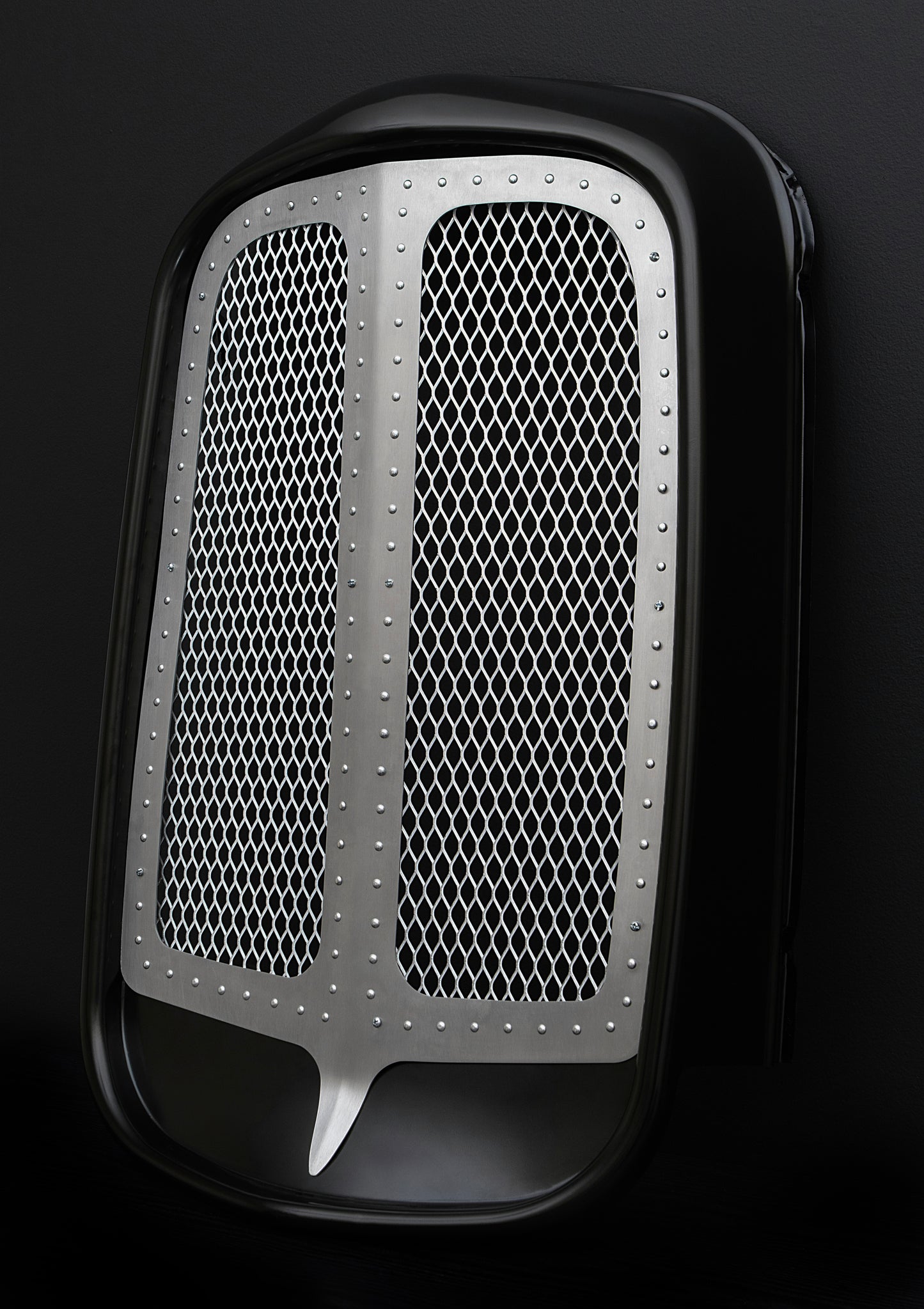 1932 Ford (Shorty) Silver Grille Shell Frame + Silver Diamond Mesh + Silver Rivets