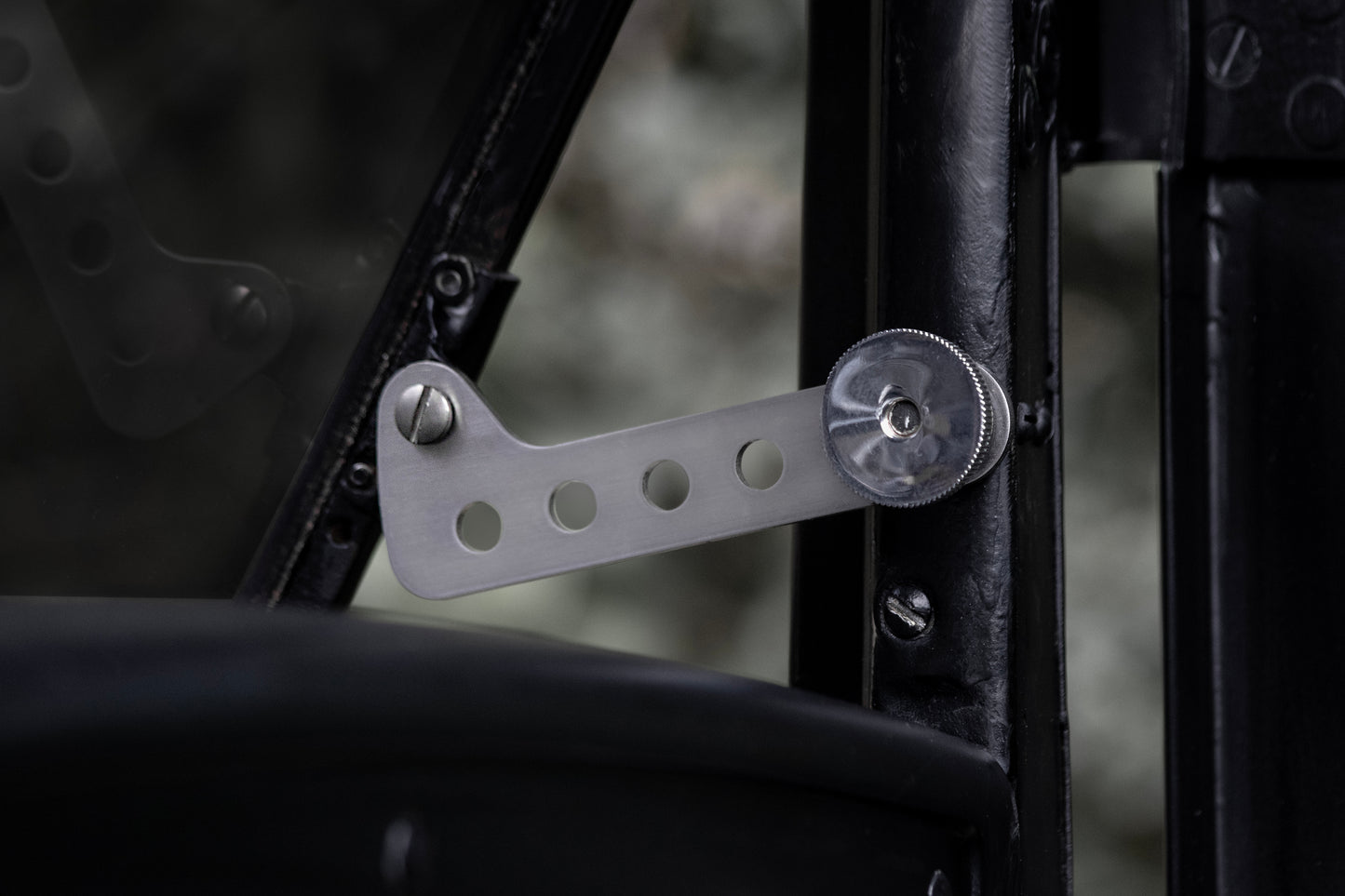1928-1932 Ford Windshield "Shorty" Swing Arms - Locking Style